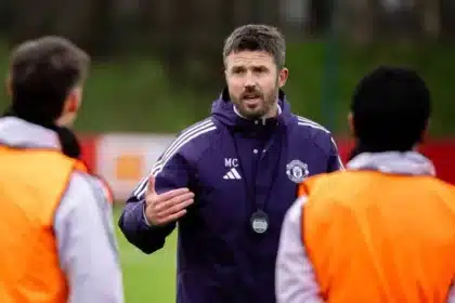 Manchester United Sees Six Departures, Freeing Up Significant Wage Bill
