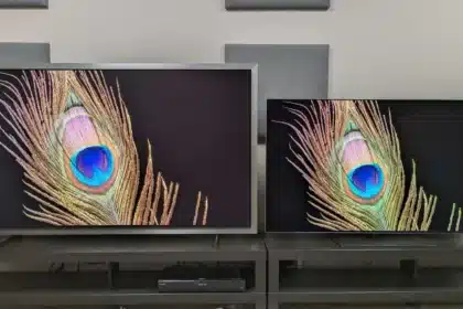 LG G6 vs. Samsung S95H: Which OLED TV Excels in Bright Rooms?