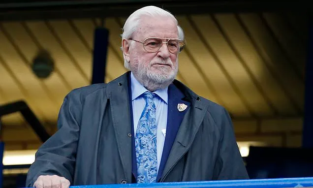 Ken Bates, Former Chelsea Owner, Dies at 94 Ken Bates, Former Chelsea Owner, Dies at 94