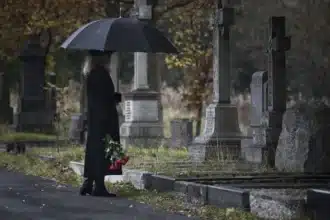 Up to £9,800 DWP Support for Grieving Families: Are You Eligible?