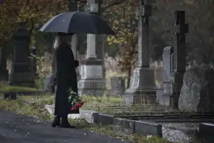 Up to £9,800 DWP Support for Grieving Families: Are You Eligible?