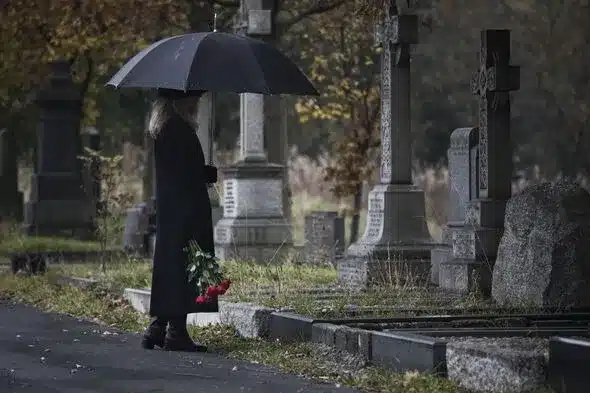 Up to £9,800 DWP Support for Grieving Families: Are You Eligible? Up to £9,800 DWP Support for Grieving Families: Are You Eligible?