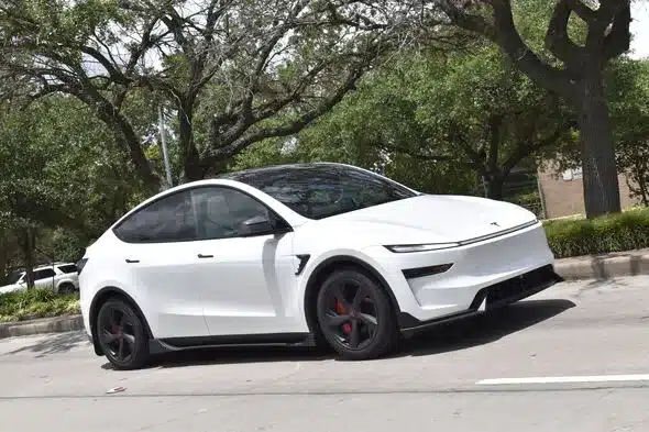 Tesla Model Y Becomes UK’s Top-Selling Car in June Tesla Model Y Becomes UK’s Top-Selling Car in June