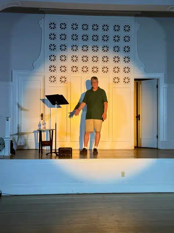 Fringe Festival Reviews: Standout Performances and Thought-Provoking Dramas Fringe Festival Reviews: Standout Performances and Thought-Provoking Dramas