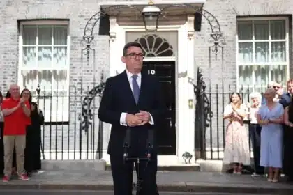 Andy Burnham Becomes UK Prime Minister: New Cabinet, Key Speeches