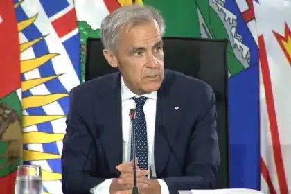 Canada Vows ‘Whatever It Takes’ Amid Trump Trade Tensions