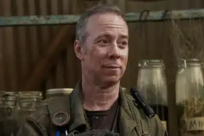 Big Bang Theory’s Stuart Bloom: From Comic Shop Owner to Accidental Hero