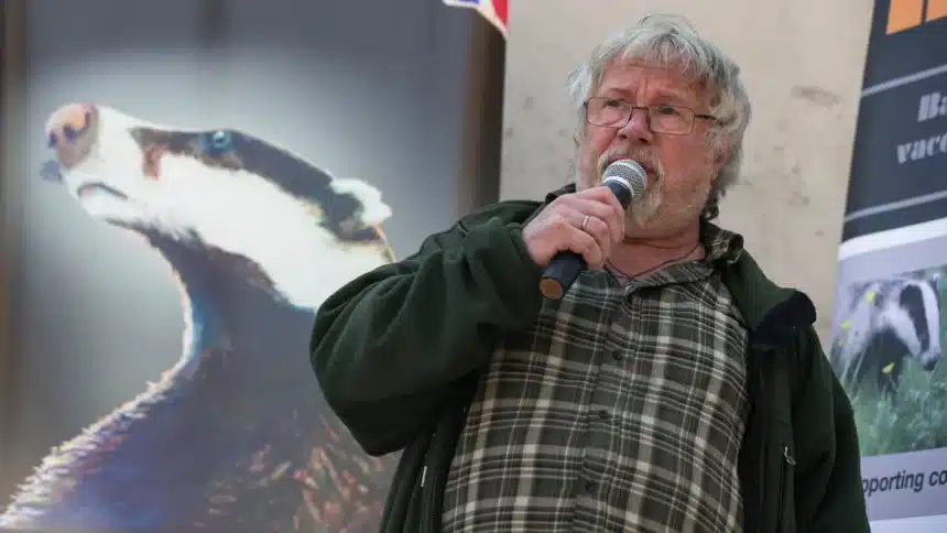 Bill Oddie, Comedian and Bird Expert, Dies at 85