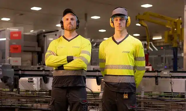 Gen Z Reverses ‘Brain Drain’: Young Workers Opt for Local Careers