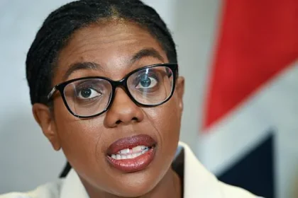 UK Oil & Gas: Badenoch Urges Burnham to Lift Drilling Ban Amid BP Exit
