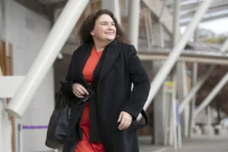 Katy Clark Declines Scottish Labour Leadership Bid, Urges Public Ownership Focus