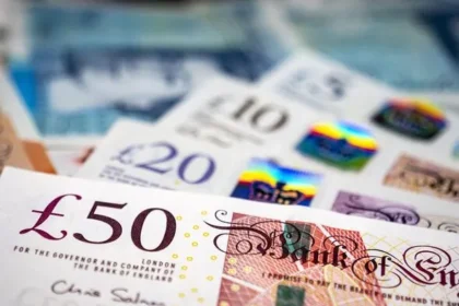 Universal Credit: Average UK Household Receives £1,030 Monthly