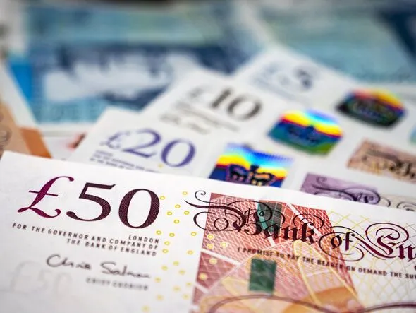 Universal Credit: Average UK Household Receives £1,030 Monthly