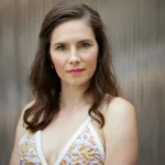 Amanda Knox Defends Edinburgh Fringe Show Honoring Meredith Kercher