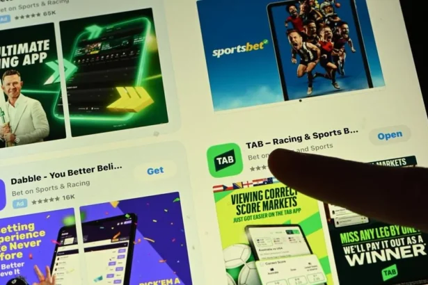 Labor Divided on Gambling Reforms Amid Backbencher Push
