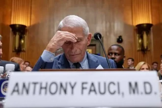 Fauci’s COVID Texts Reveal Concerns Over Vaccine and Pregnancy