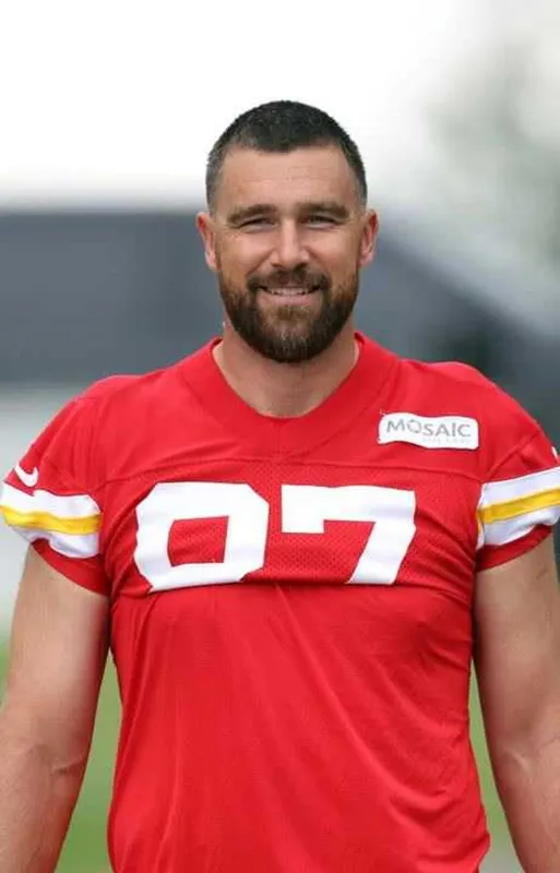 Travis Kelce Reflects on “Best Night” of His Life: Wedding to Taylor Swift
