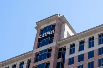 CBRE: Diversified Real Estate Giant Shows Strong Q2 Growth