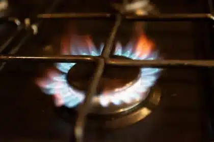 UK Energy Bills to Rise This Winter Amid Global Tensions