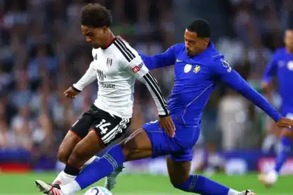 Keith Hackett Backs Yellow Card for Colwill in Chelsea vs. Fulham Clash