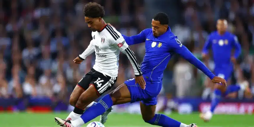 Keith Hackett Backs Yellow Card for Colwill in Chelsea vs. Fulham Clash Keith Hackett Backs Yellow Card for Colwill in Chelsea vs. Fulham Clash