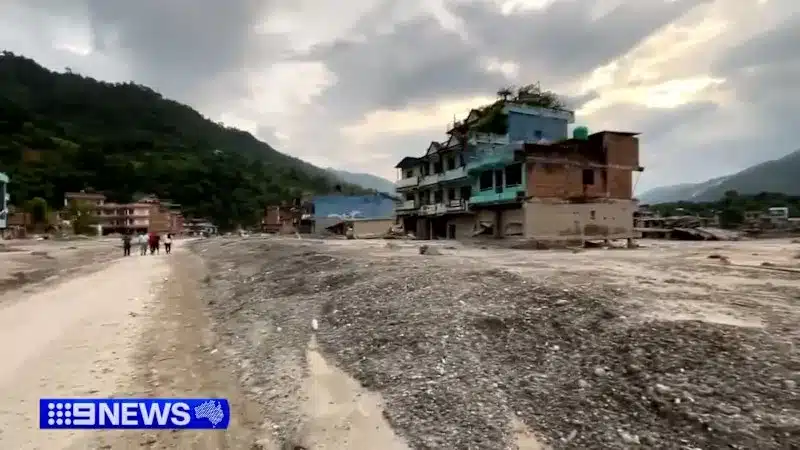 Nepal Earthquake: Survivor Hopes Dim Amid Rescue Challenges