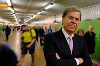 Ray Martin Confronts AI Doppelgänger in New SBS Documentary