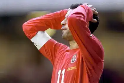 Ryan Giggs’ Sole Red Card: A Career Anomaly