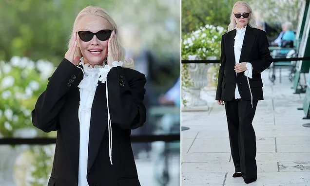 Pamela Anderson’s Venice Style: Chic Suit and Natural Beauty Pamela Anderson’s Venice Style: Chic Suit and Natural Beauty