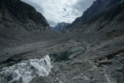 Mont Blanc’s Melting Glaciers Fuel Climate Change Fears
