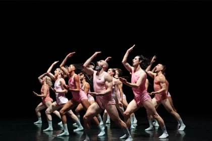 Compagnie Catherine Gaudet’s ‘ODE’ Explores Group Dynamics and Hope