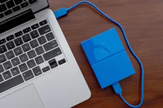 External HDD vs. SSD: Choosing the Right Storage Drive