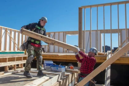 Canada Launches Paid Skilled Trades Placements for Youth